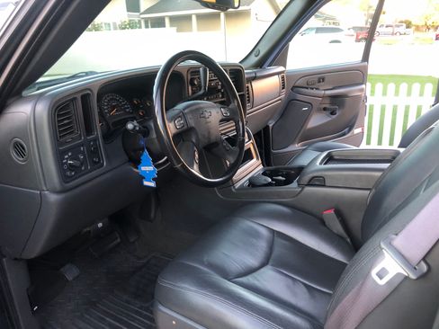Used 2006 Chevrolet Silverado 3500 LT image 6