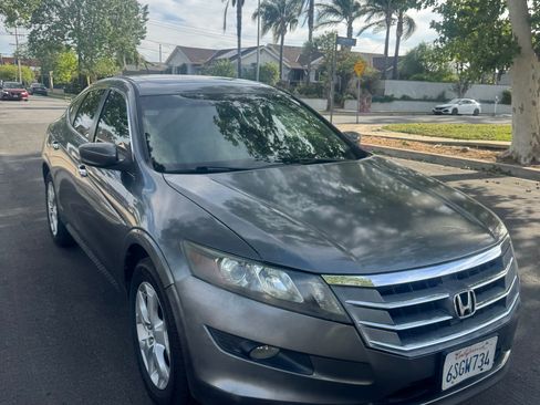 Used 2011 Honda Crosstour EX-L image 4