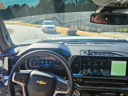 Used 2024 Chevrolet Silverado 2500 LT w/ All Star Edition image 5