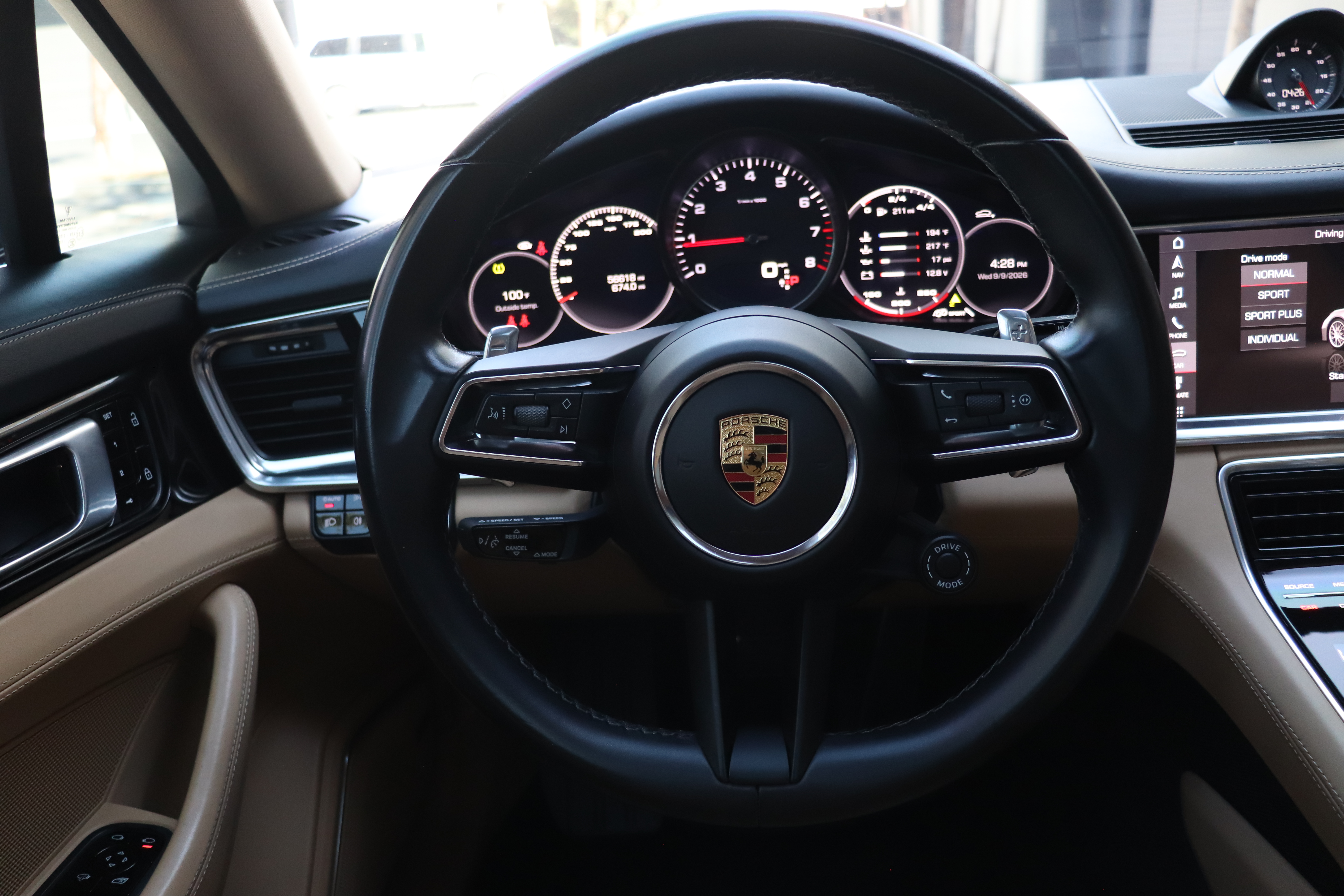 Used 2021 Porsche Panamera 4S AWD/4WD image 26