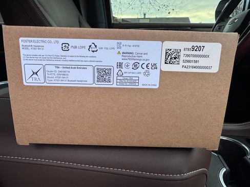 Used 2024 Chevrolet Suburban High Country w/ Advanced Technology Package image 27