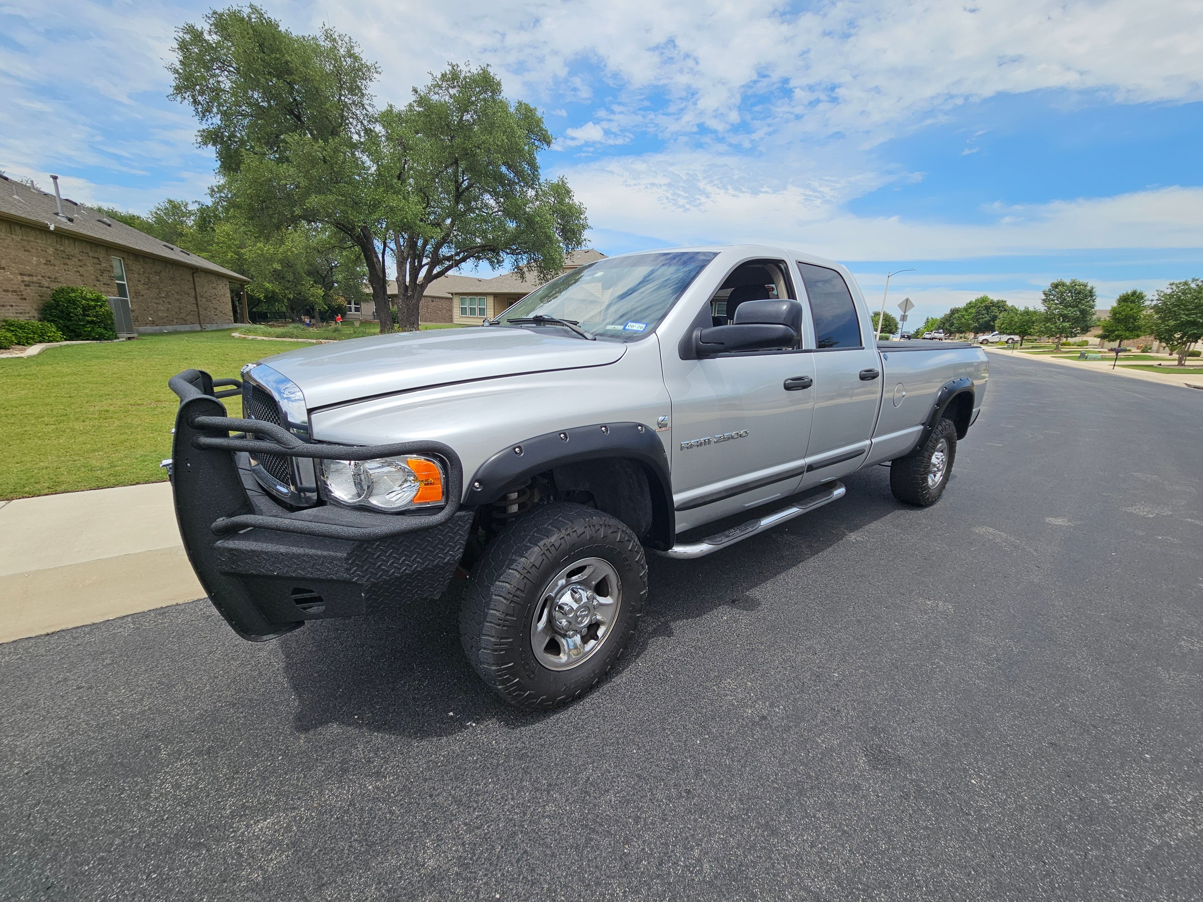 Used 2005 Dodge Ram 2500 Truck SLT w/ Trailer Tow Group AWD/4WD image 2