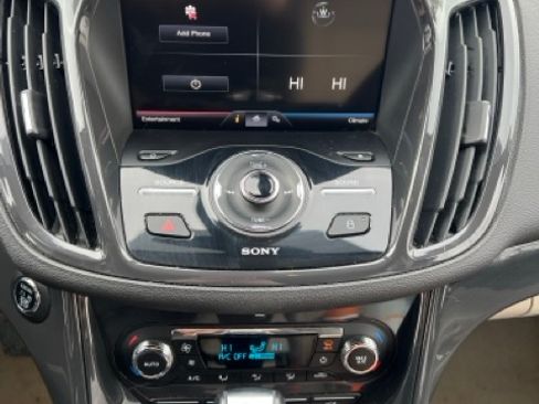 Used 2015 Ford Escape Titanium image 12