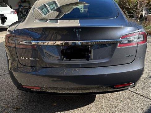 Used 2016 Tesla Model S 90D image 5