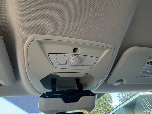 Used 2015 Ford C-MAX Energi SEL image 27