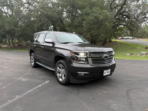Used 2018 Chevrolet Tahoe Premier RWD image 1