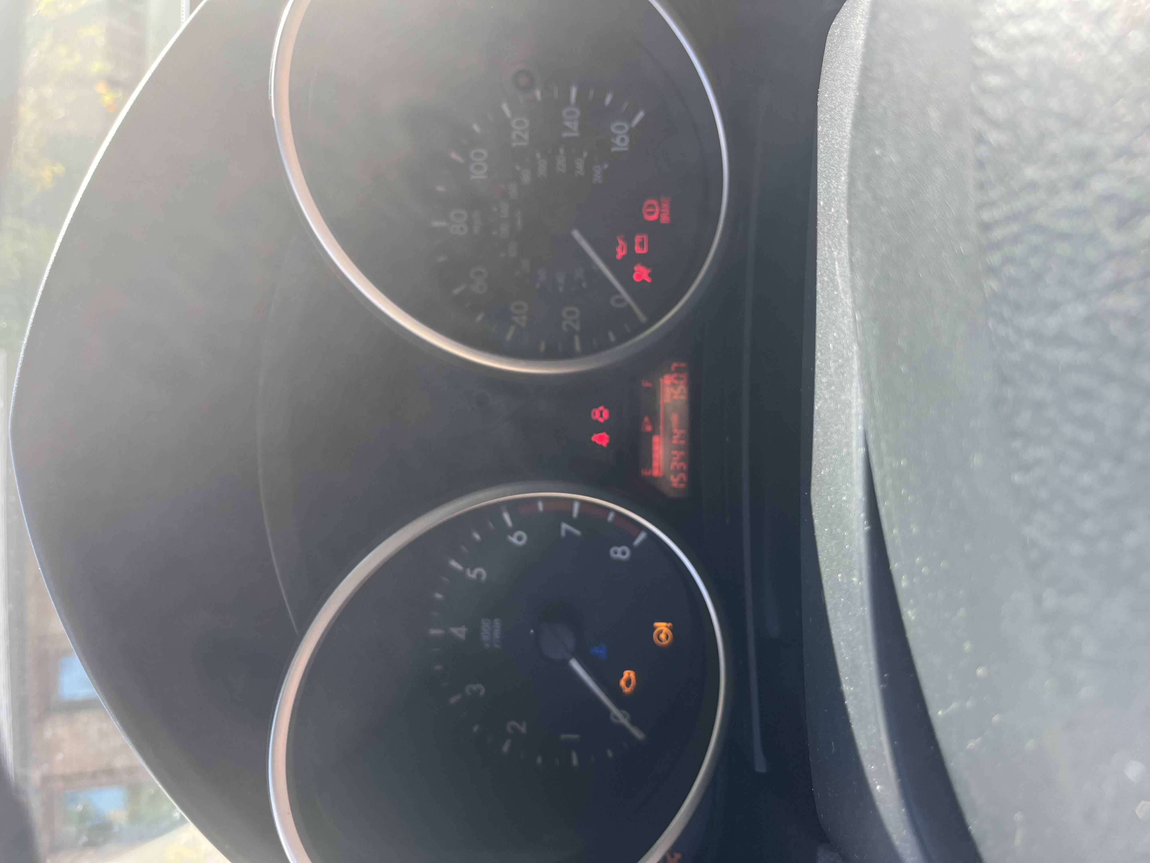 Used 2012 MAZDA MAZDA5 Sport FWD image 6