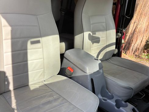 Used 1998 Jeep Wrangler SE image 13