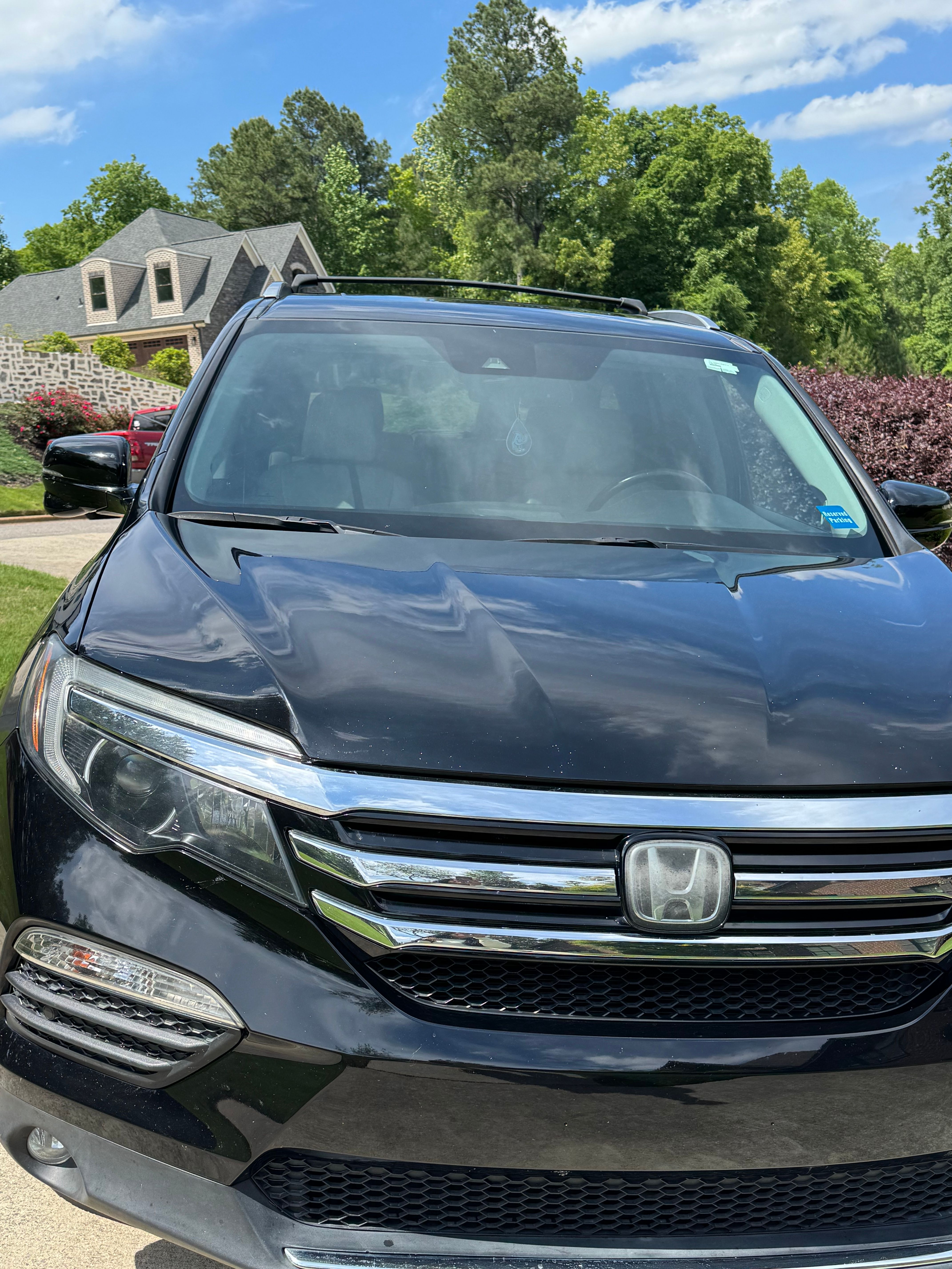 Used 2018 Honda Pilot Touring image 1
