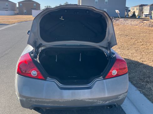 Used 2008 Nissan Altima 3.5 SE w/ Premium Pkg image 12