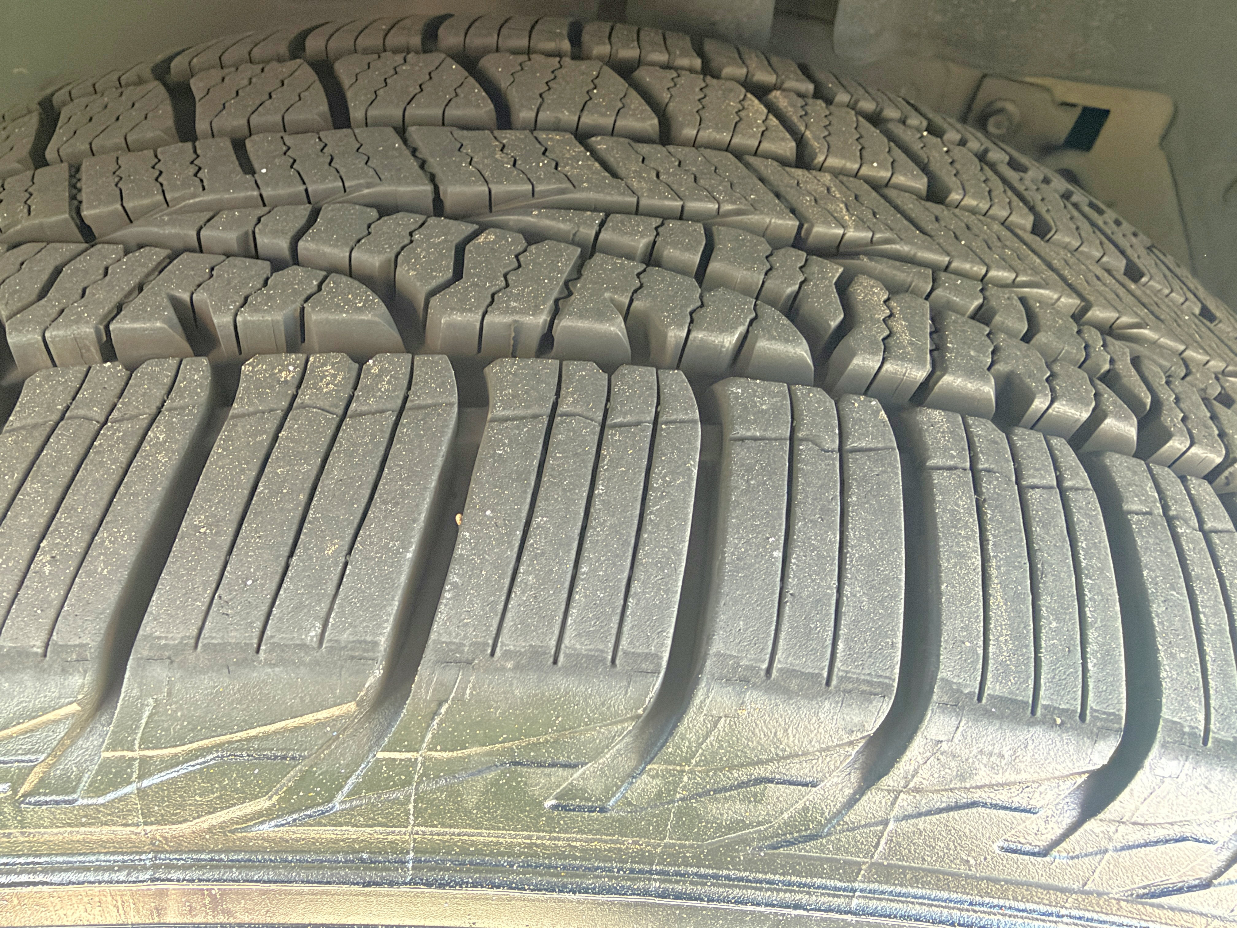 Used 2013 Ford Explorer Limited AWD/4WD image 25