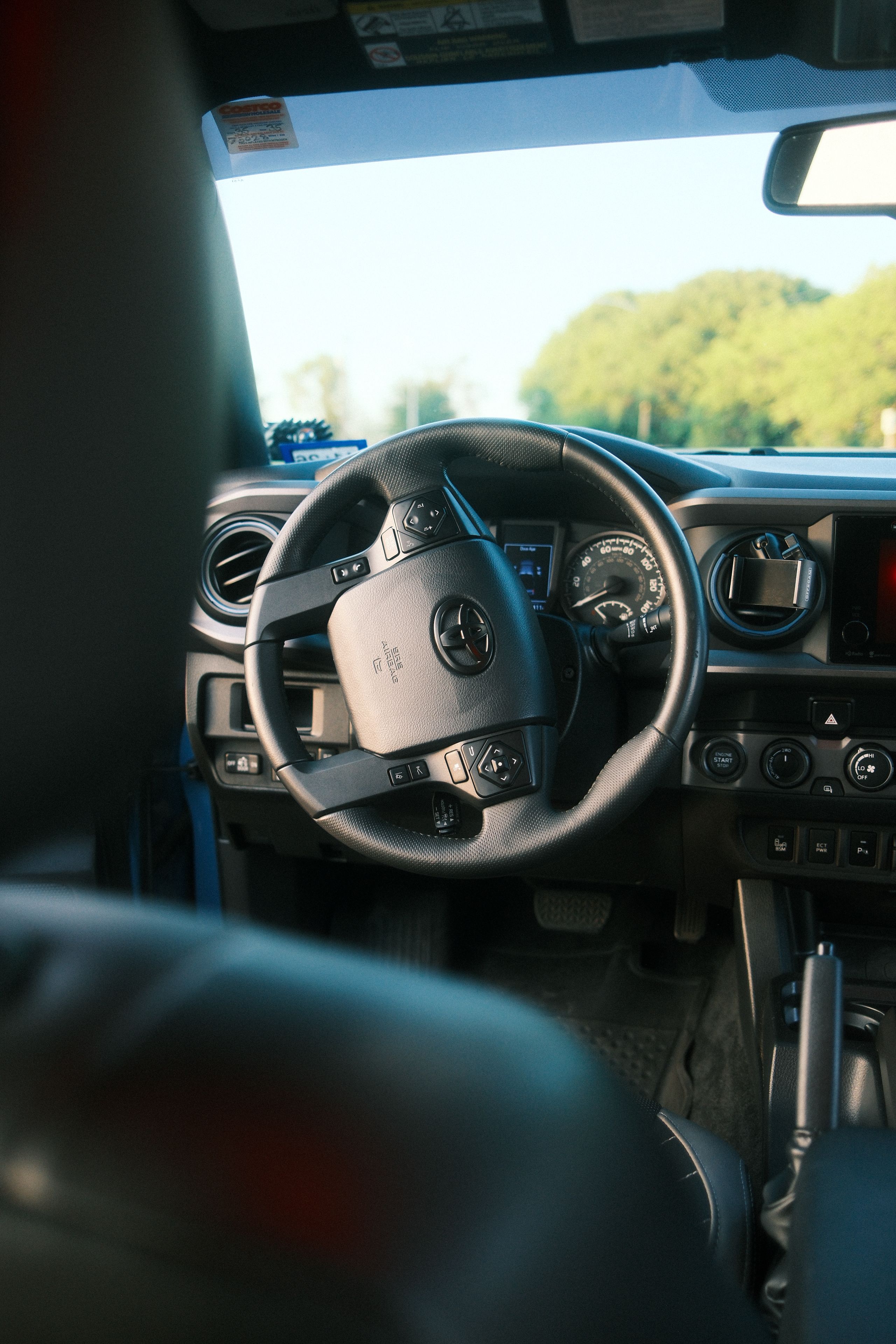 Used 2019 Toyota Tacoma TRD Off-Road w/ Technology Package AWD/4WD image 20