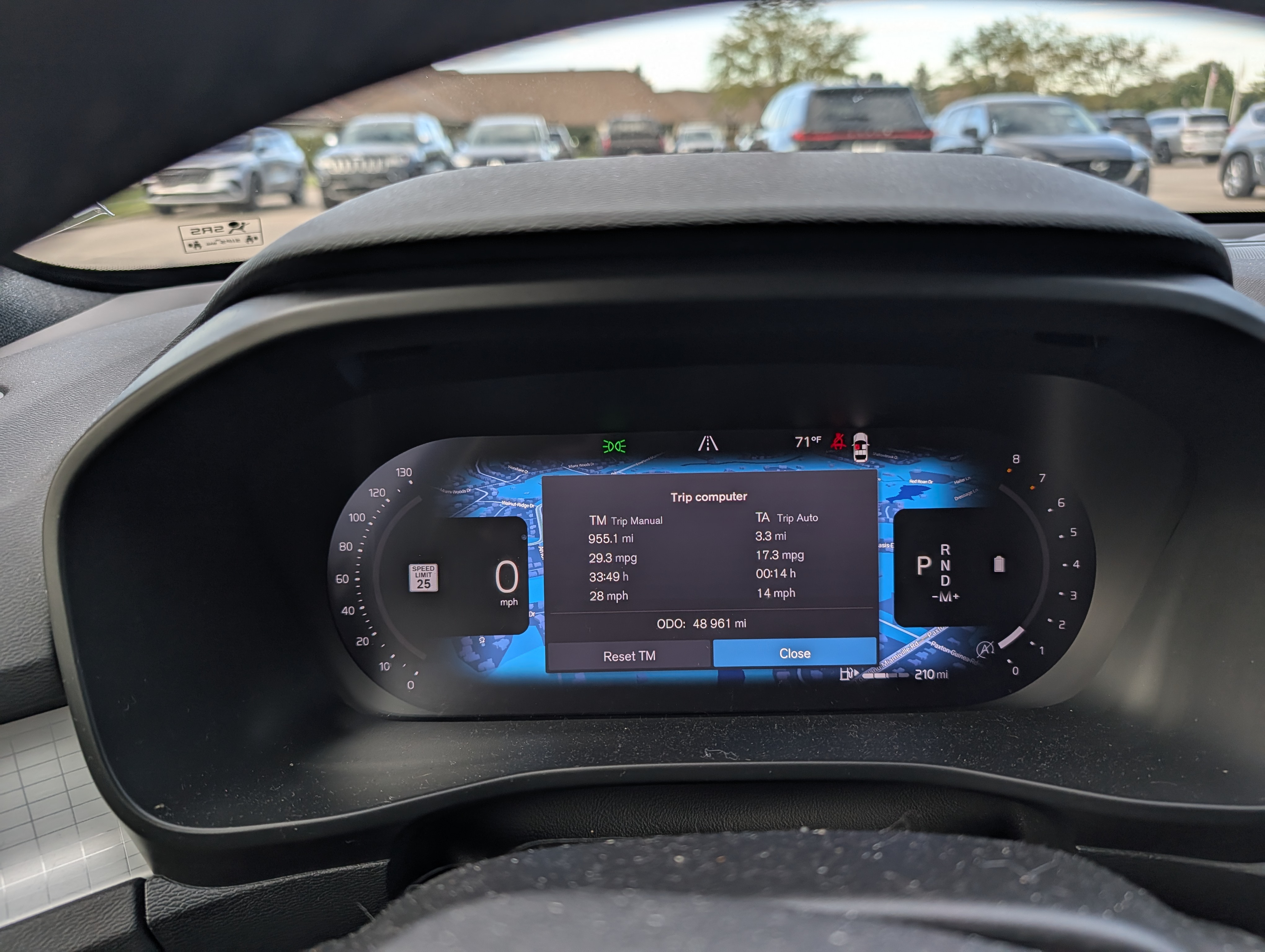 Used 2024 Volvo XC40 B5 Core AWD/4WD image 14