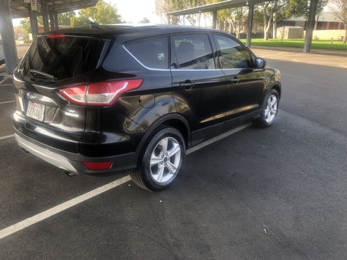 Used 2016 Ford Escape SE image 12