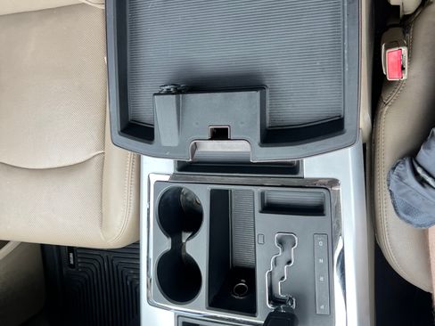 Used 2012 RAM 1500 Laramie RWD image 28