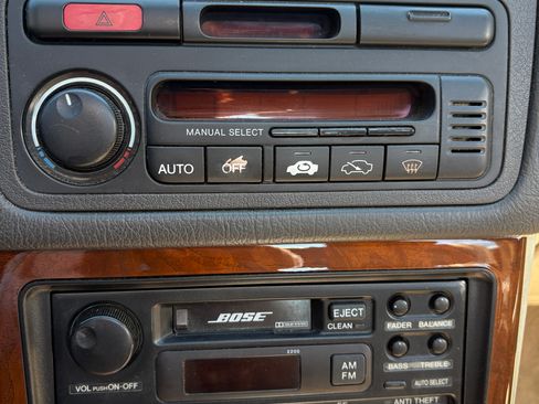 Used 1995 Acura Legend GS image 31