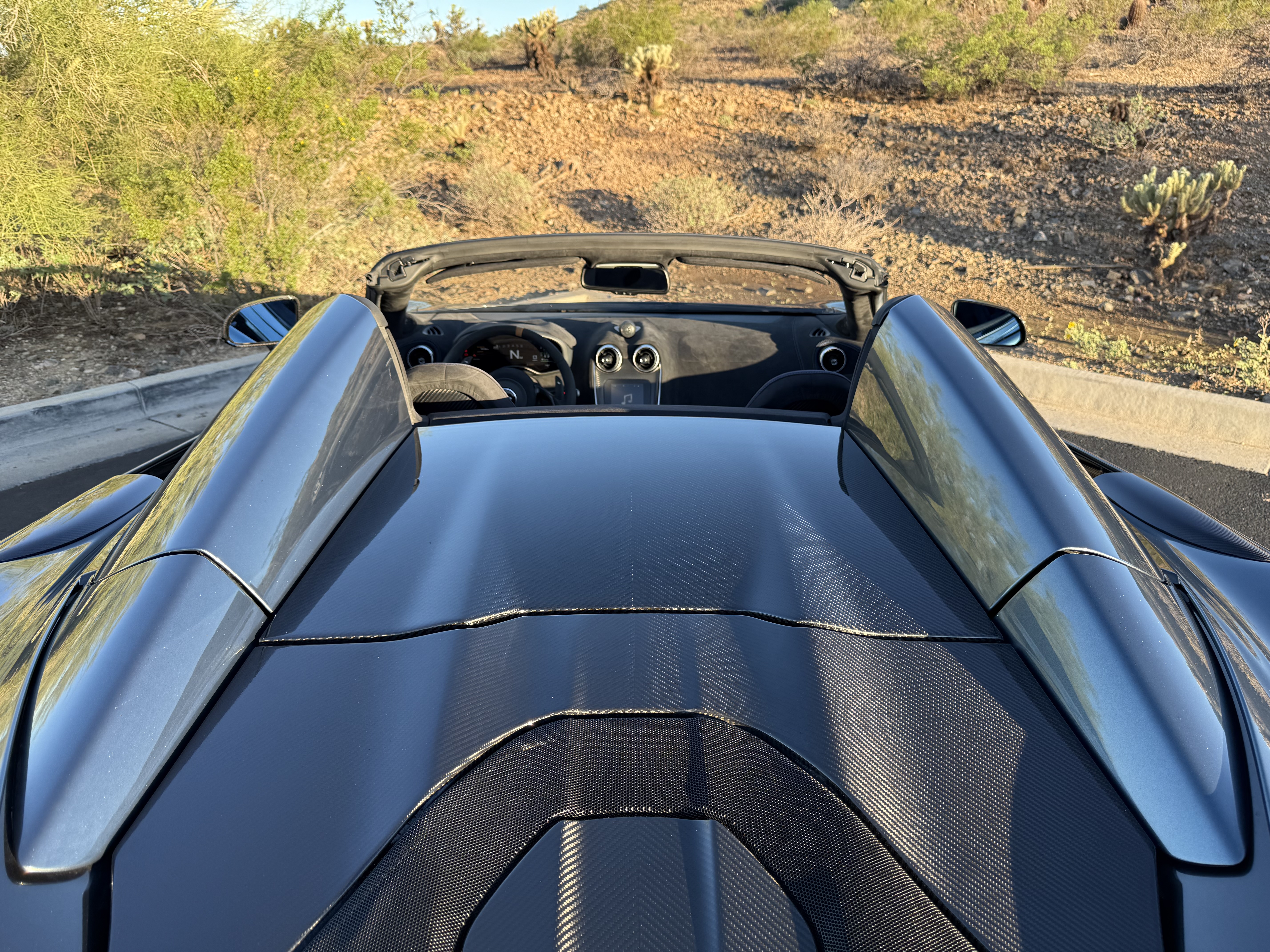Used 2020 McLaren 600LT Spider RWD image 24