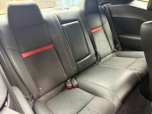 Used 2008 Dodge Challenger SRT8 RWD image 9