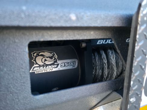 Used 2020 Toyota Tacoma TRD Off-Road image 21