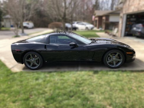 Used 2007 Chevrolet Corvette Coupe 2D w/ Preferred Equipment Group image 5
