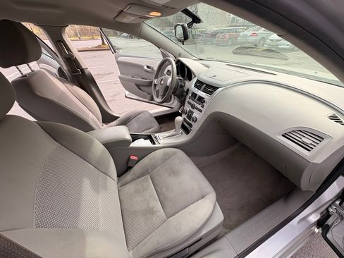 Used 2012 Chevrolet Malibu LS image 17