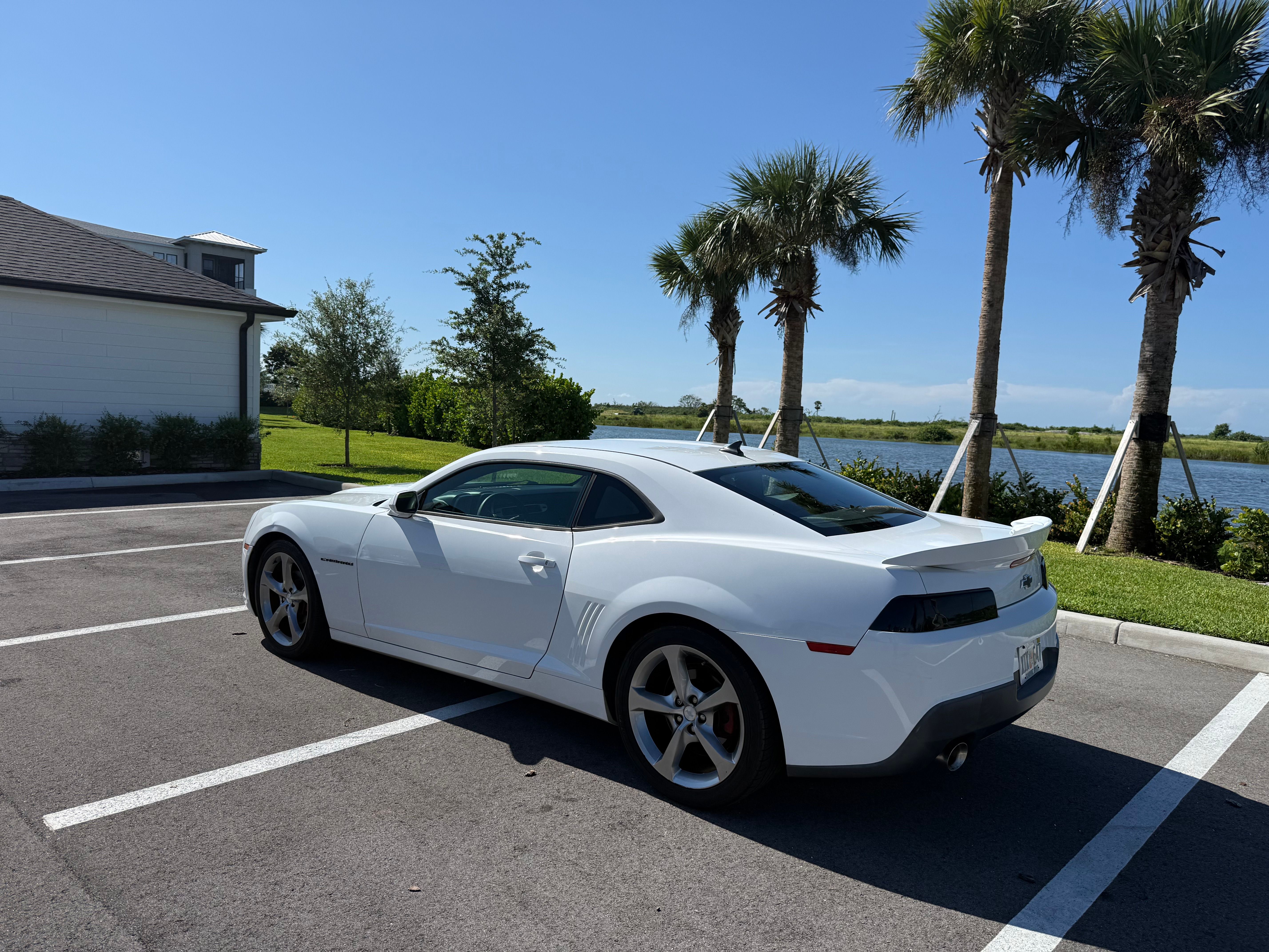 Used 2015 Chevrolet Camaro LS RWD image 5