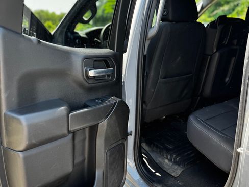 Used 2025 Chevrolet Silverado 1500 Custom w/ Turbomax Blackout Package AWD/4WD image 24