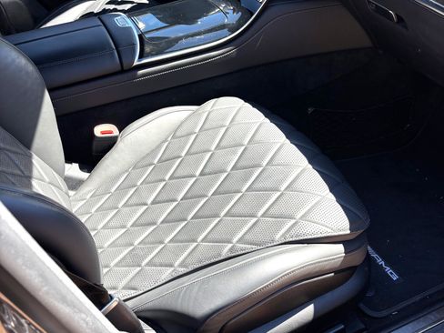 Used 2021 Mercedes-Benz S 580 S 580 4MATIC Sedan 4D w/ AMG Line image 2