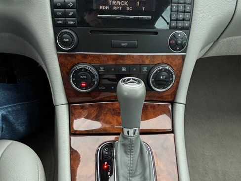 Used 2005 Mercedes-Benz CLK 500 Coupe image 13