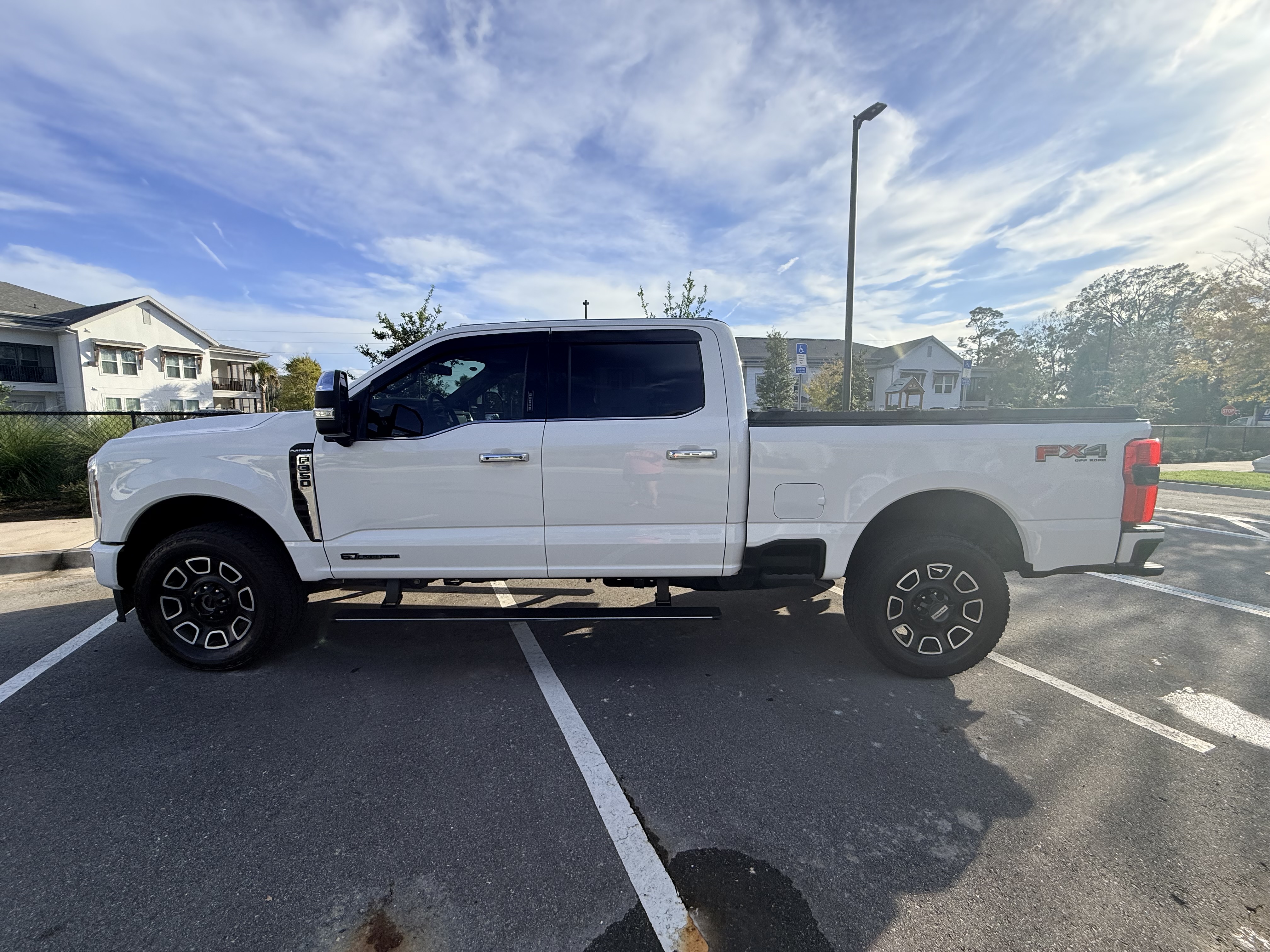 Used 2024 Ford F350 Platinum w/ FX4 Off-Road Package AWD/4WD image 2