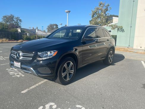 Used 2018 Mercedes-Benz GLC 300 image 9