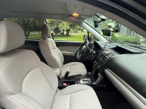 Used 2015 Subaru Forester 2.5i Premium w/ All-Weather Package AWD/4WD image 14