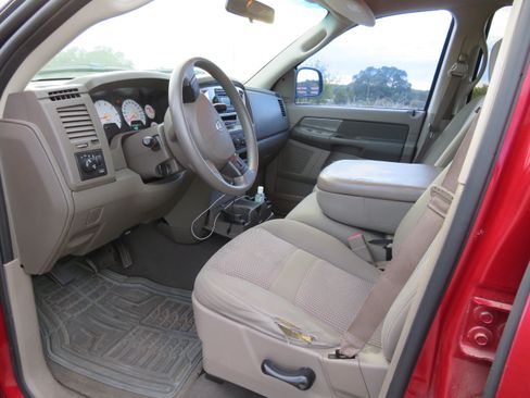 Used 2007 Dodge Ram 1500 Truck SLT image 18