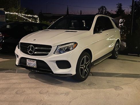 Used 2017 Mercedes-Benz GLE 350 350 Sport Utility 4D image 2