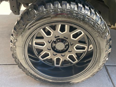 Used 2017 Jeep Wrangler Unlimited Sport w/ Connectivity Group image 9