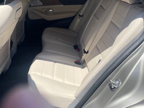 Used 2020 Mercedes-Benz GLE 350 4MATIC image 11