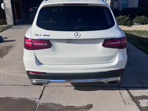Used 2018 Mercedes-Benz GLC 300 image 5