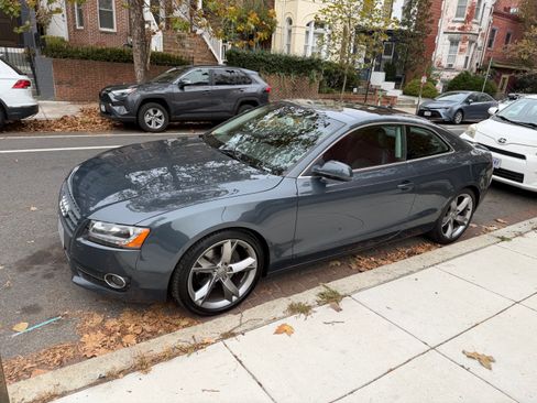 Used 2010 Audi A5 2.0T Premium Plus image 6