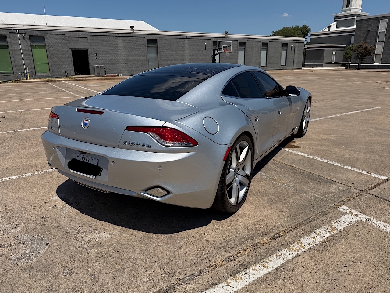 Used 2012 Fisker Karma EcoSport RWD image 6
