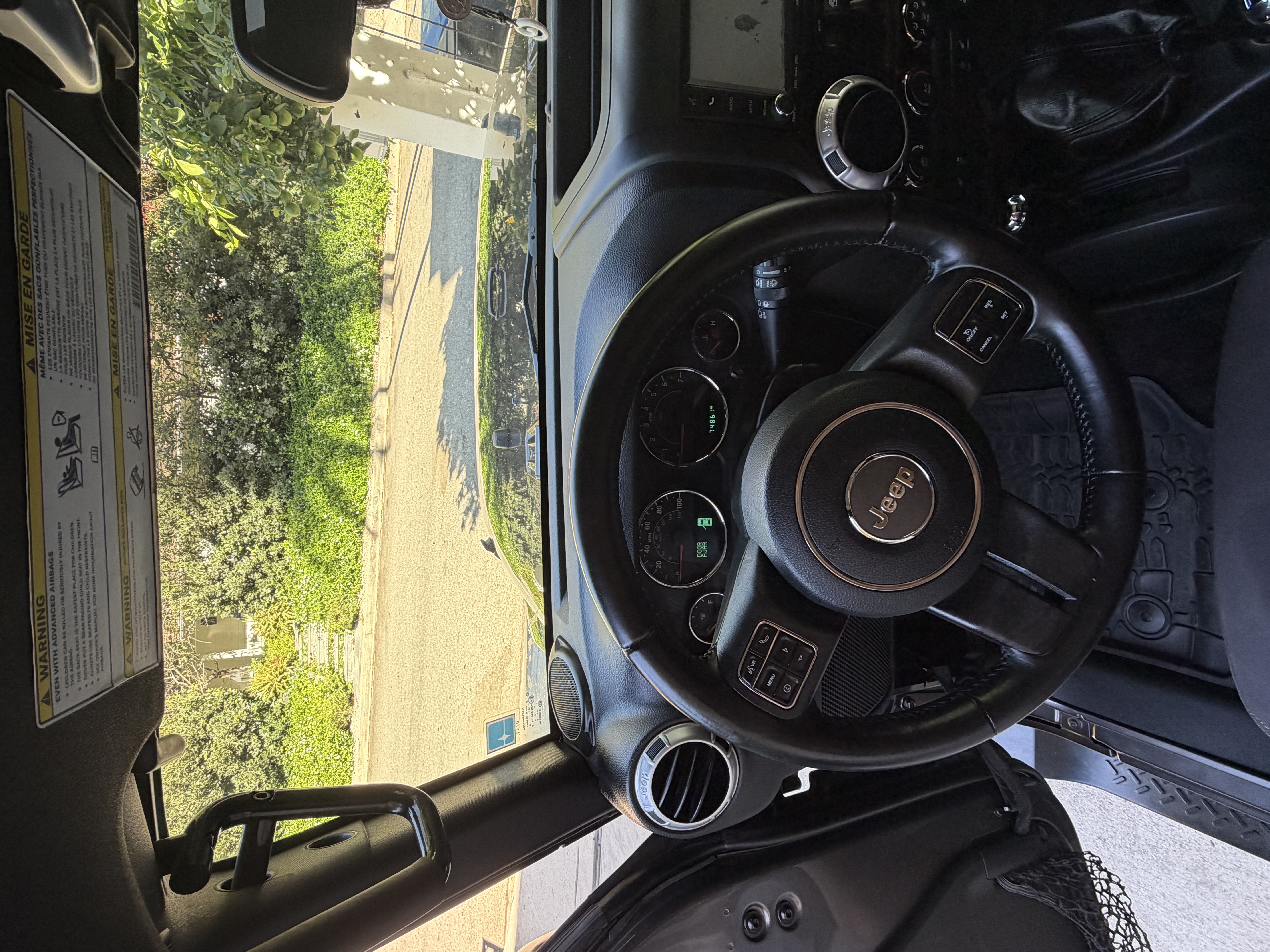 Used 2016 Jeep Wrangler Unlimited Sahara w/ Dual Top Group AWD/4WD image 6
