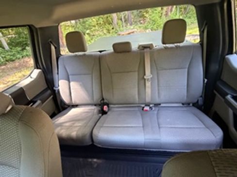 Used 2018 Ford F250 XLT w/ Snow Plow Prep Package AWD/4WD image 13