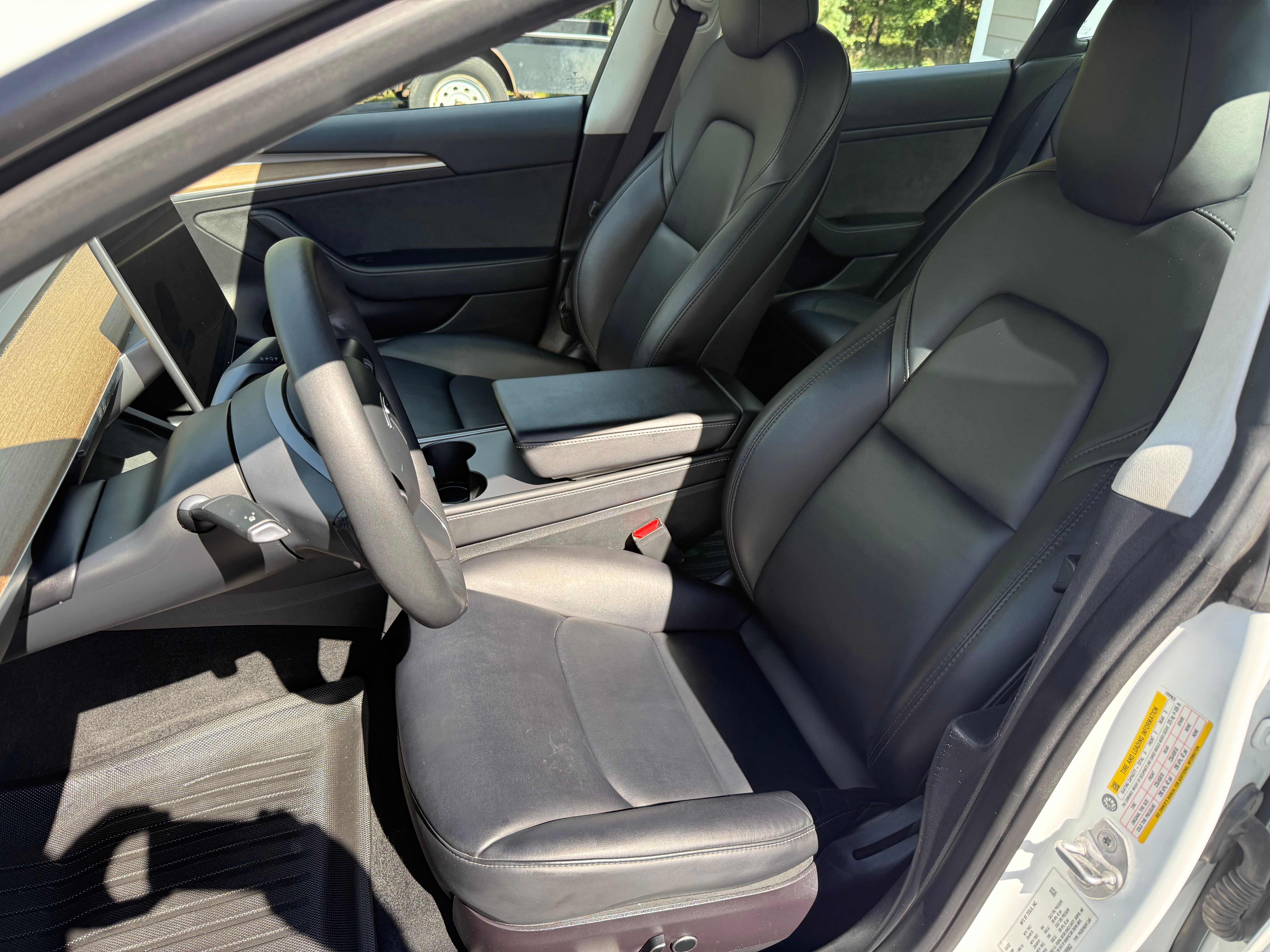 Used 2022 Tesla Model 3 Long Range AWD/4WD image 9