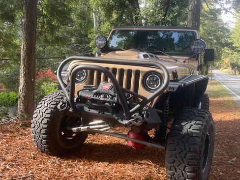 Used 2000 Jeep Wrangler Sport image 2