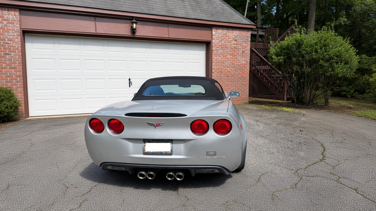 Used 2013 Chevrolet Corvette Grand Sport w/ 2LT Preferred Equipment Group RWD image 4