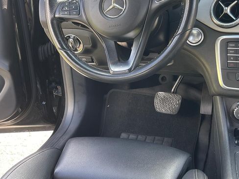 Used 2016 Mercedes-Benz CLA 250 image 15