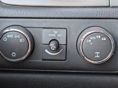 Used 2014 Chevrolet Suburban LS AWD/4WD image 5