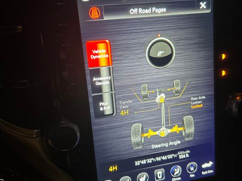 Used 2021 RAM 1500 Laramie w/ Laramie Southwest Edition image 8