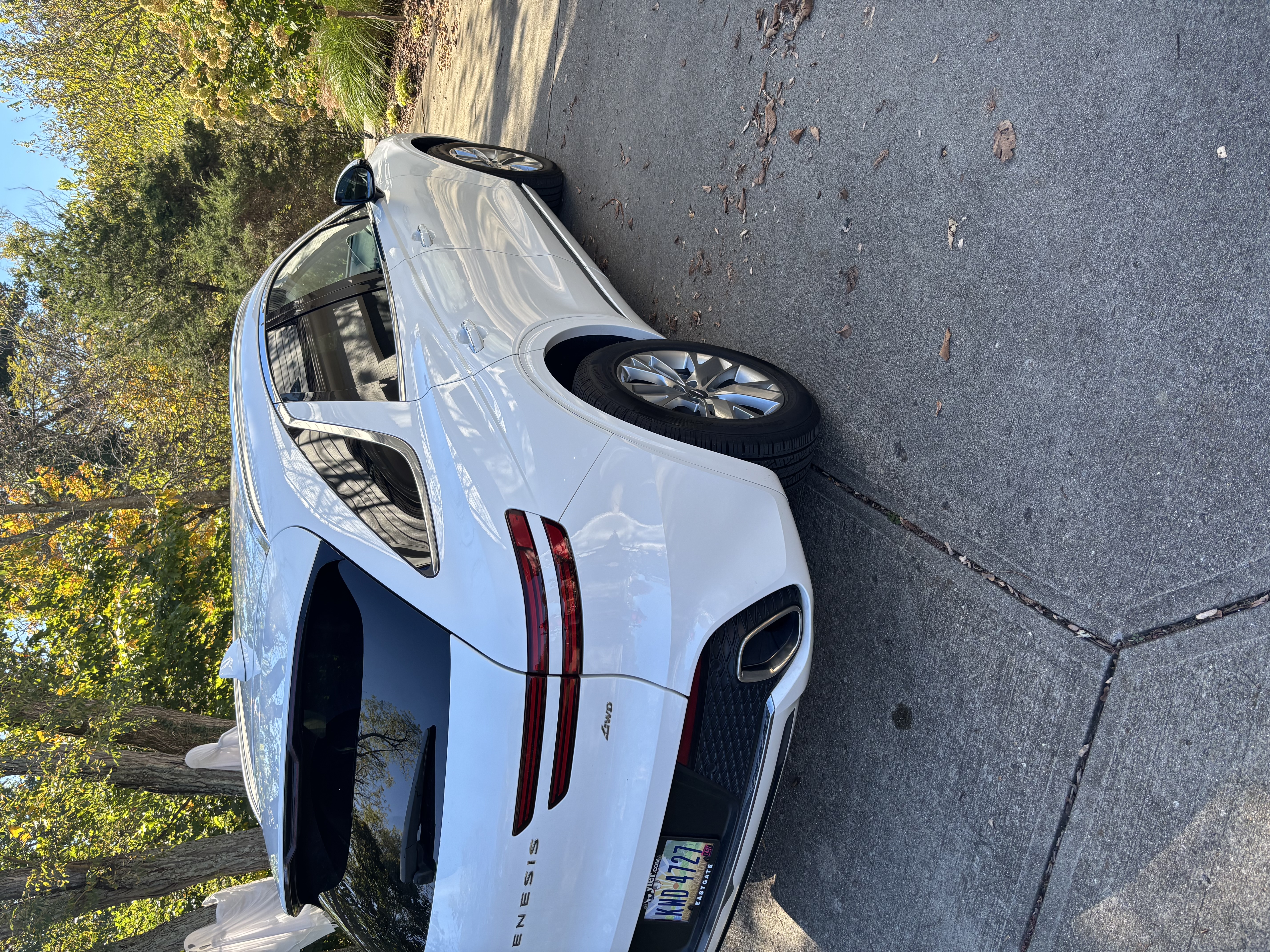 Used 2023 Genesis GV70 2.5T AWD/4WD image 9