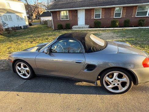 Used 2001 Porsche Boxster S image 1