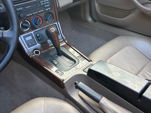 Used 1997 BMW Z3 2.8 RWD image 17